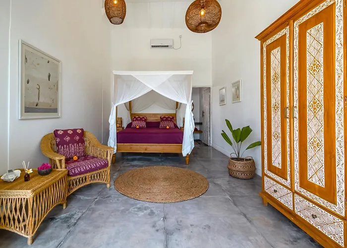 Vicolo Artvillas