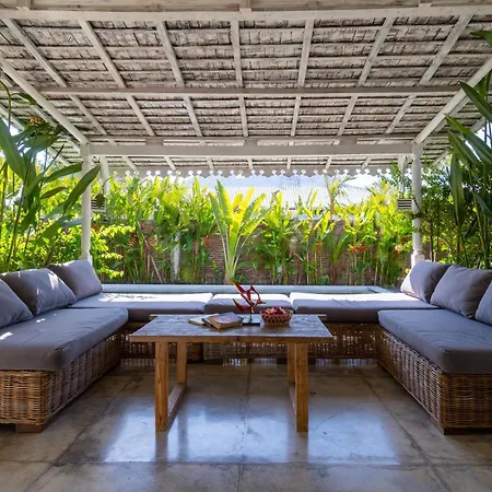 Vicolo Artvillas Uluwatu  Exterior photo