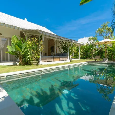 Vicolo Artvillas Uluwatu  Exterior photo